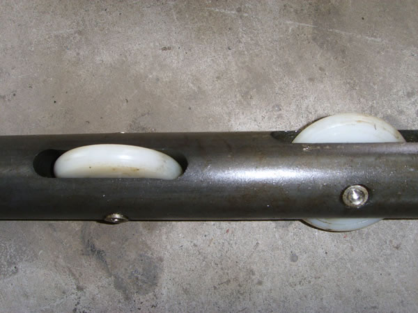 Wheeled Rod Guide